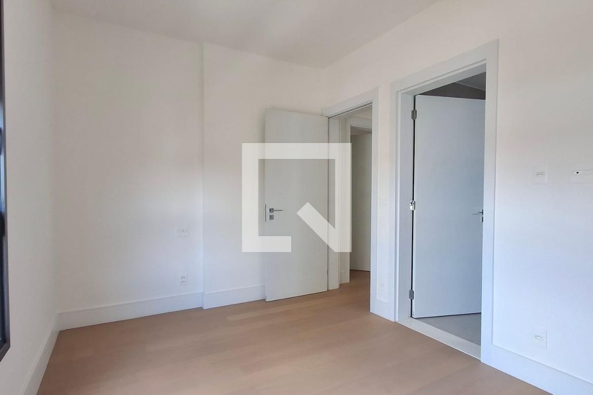 Apartamento à Venda - Cambuí, 3 Quartos,  190 m2 em , Campinas - sp | SoloBR