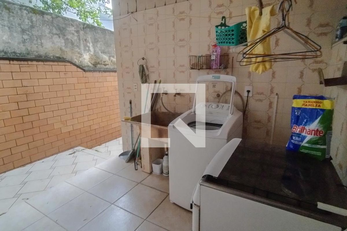 Casa, 3 quartos, 220 m² - Foto 95