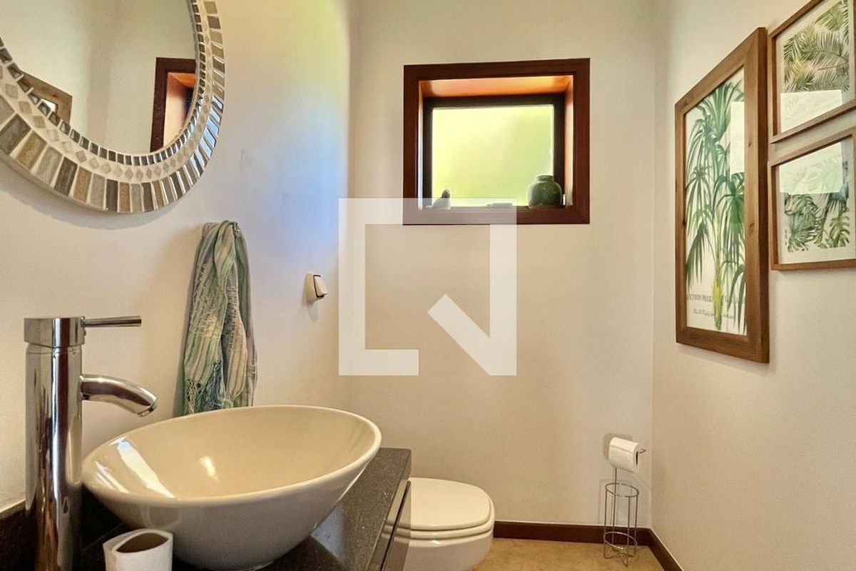 Casa à Venda - Lot. Alphaville Campinas, 4 Quartos,  265 m2 em , Campinas - sp | SoloBR