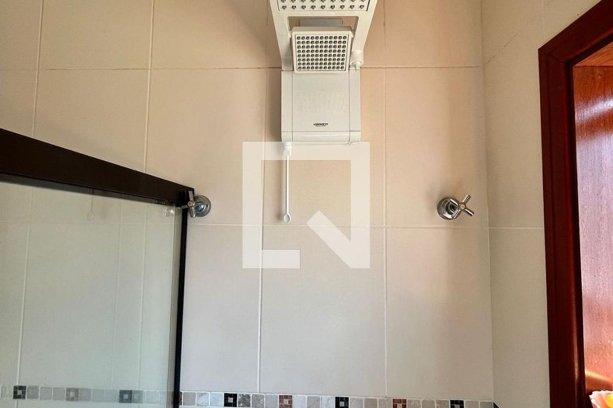Casa à Venda - Lot. Alphaville Campinas, 4 Quartos,  265 m2 em , Campinas - sp | SoloBR