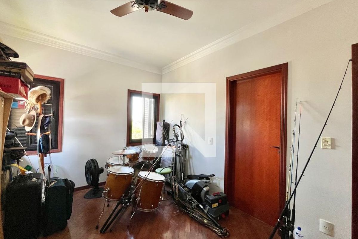 Casa à Venda - Lot. Alphaville Campinas, 4 Quartos,  265 m2 em , Campinas - sp | SoloBR
