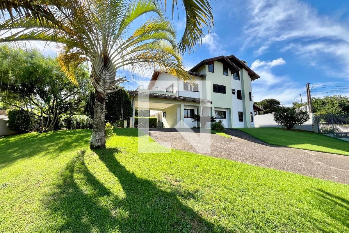 Casa à Venda - Lot. Alphaville Campinas, 4 Quartos,  265 m2 em , Campinas - sp | SoloBR