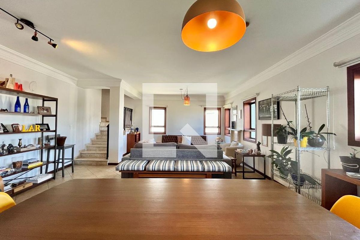 Casa à Venda - Lot. Alphaville Campinas, 4 Quartos,  265 m2 em , Campinas - sp | SoloBR
