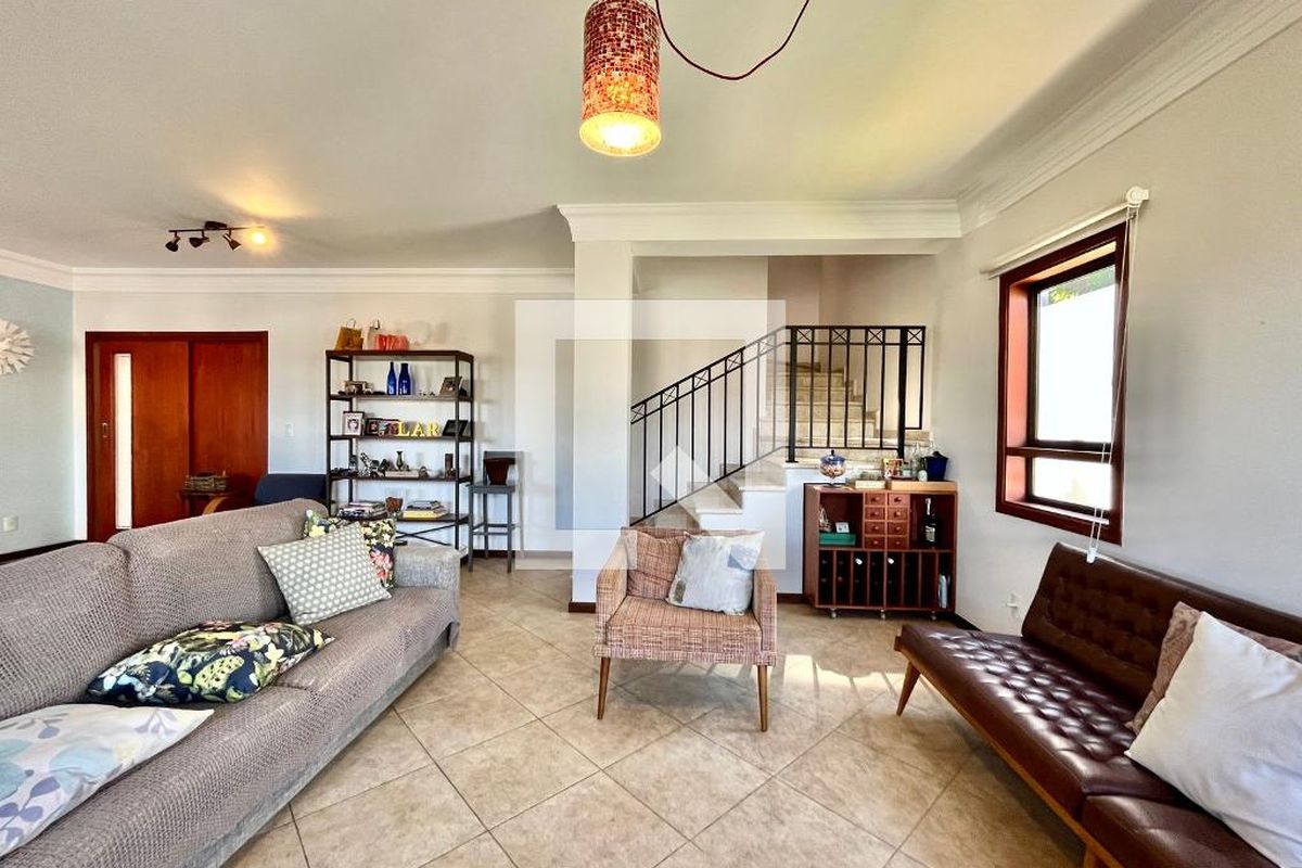 Casa à Venda - Lot. Alphaville Campinas, 4 Quartos,  265 m2 em , Campinas - sp | SoloBR