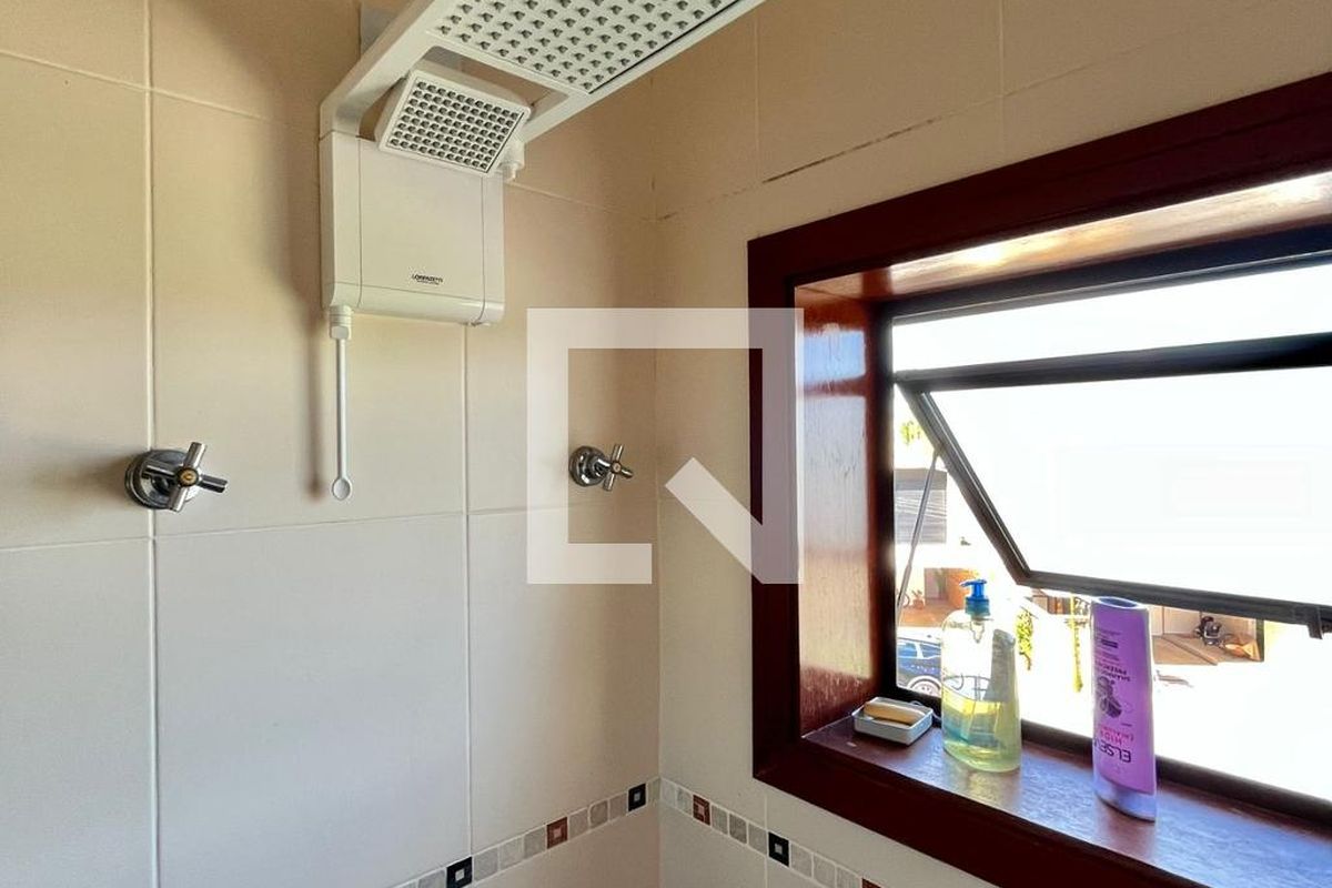 Casa à Venda - Lot. Alphaville Campinas, 4 Quartos,  265 m2 em , Campinas - sp | SoloBR
