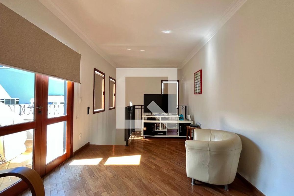 Casa à Venda - Lot. Alphaville Campinas, 4 Quartos,  265 m2 em , Campinas - sp | SoloBR