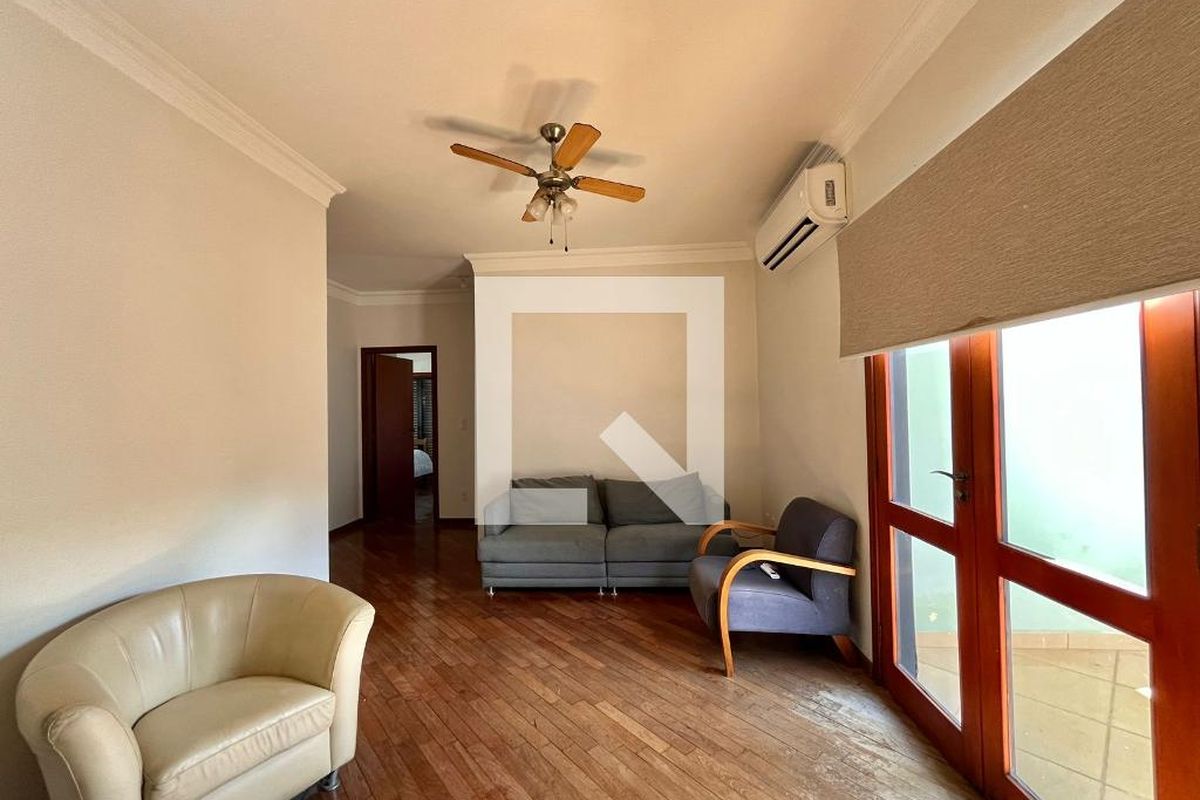 Casa à Venda - Lot. Alphaville Campinas, 4 Quartos,  265 m2 em , Campinas - sp | SoloBR