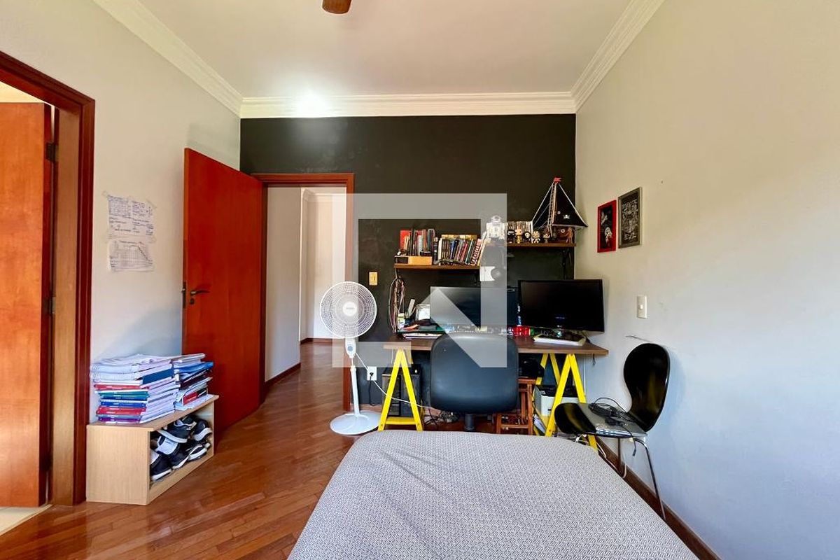 Casa à Venda - Lot. Alphaville Campinas, 4 Quartos,  265 m2 em , Campinas - sp | SoloBR