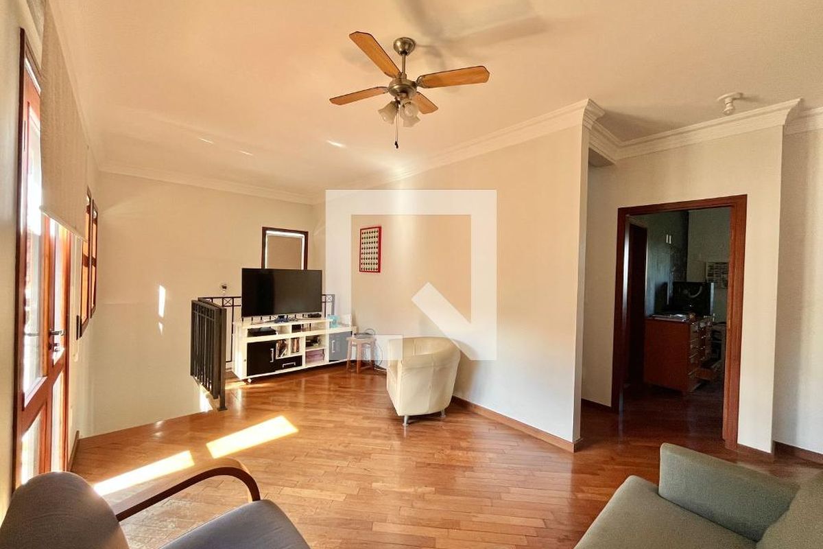 Casa à Venda - Lot. Alphaville Campinas, 4 Quartos,  265 m2 em , Campinas - sp | SoloBR