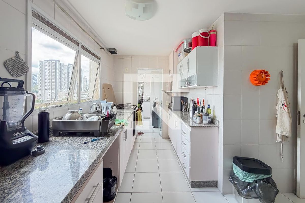 Apartamento, 3 quartos, 145 m² - Foto 98