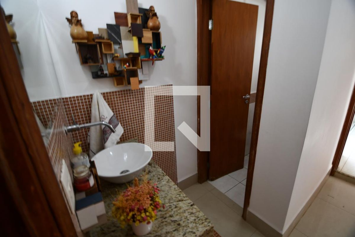 Casa à Venda - Cambuí, 3 Quartos,  190 m2 em , Campinas - sp | SoloBR