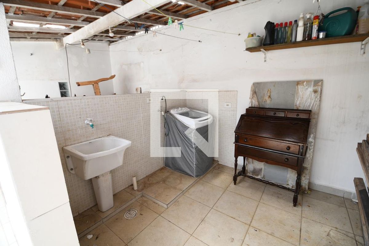 Casa à Venda - Cambuí, 3 Quartos,  190 m2 em , Campinas - sp | SoloBR