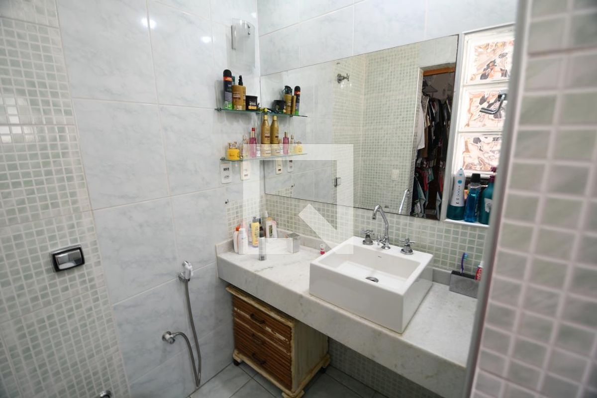 Casa à Venda - Cambuí, 3 Quartos,  190 m2 em , Campinas - sp | SoloBR