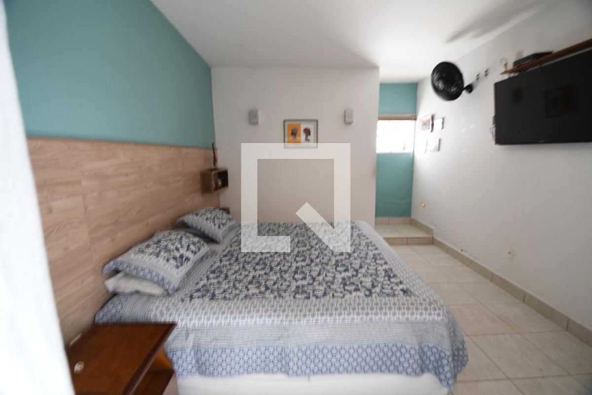 Casa à Venda - Cambuí, 3 Quartos,  190 m2 em , Campinas - sp | SoloBR