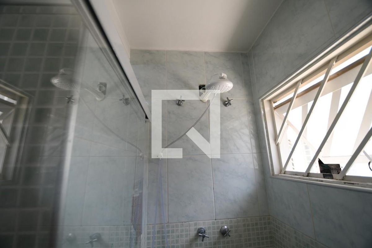Casa à Venda - Cambuí, 3 Quartos,  190 m2 em , Campinas - sp | SoloBR