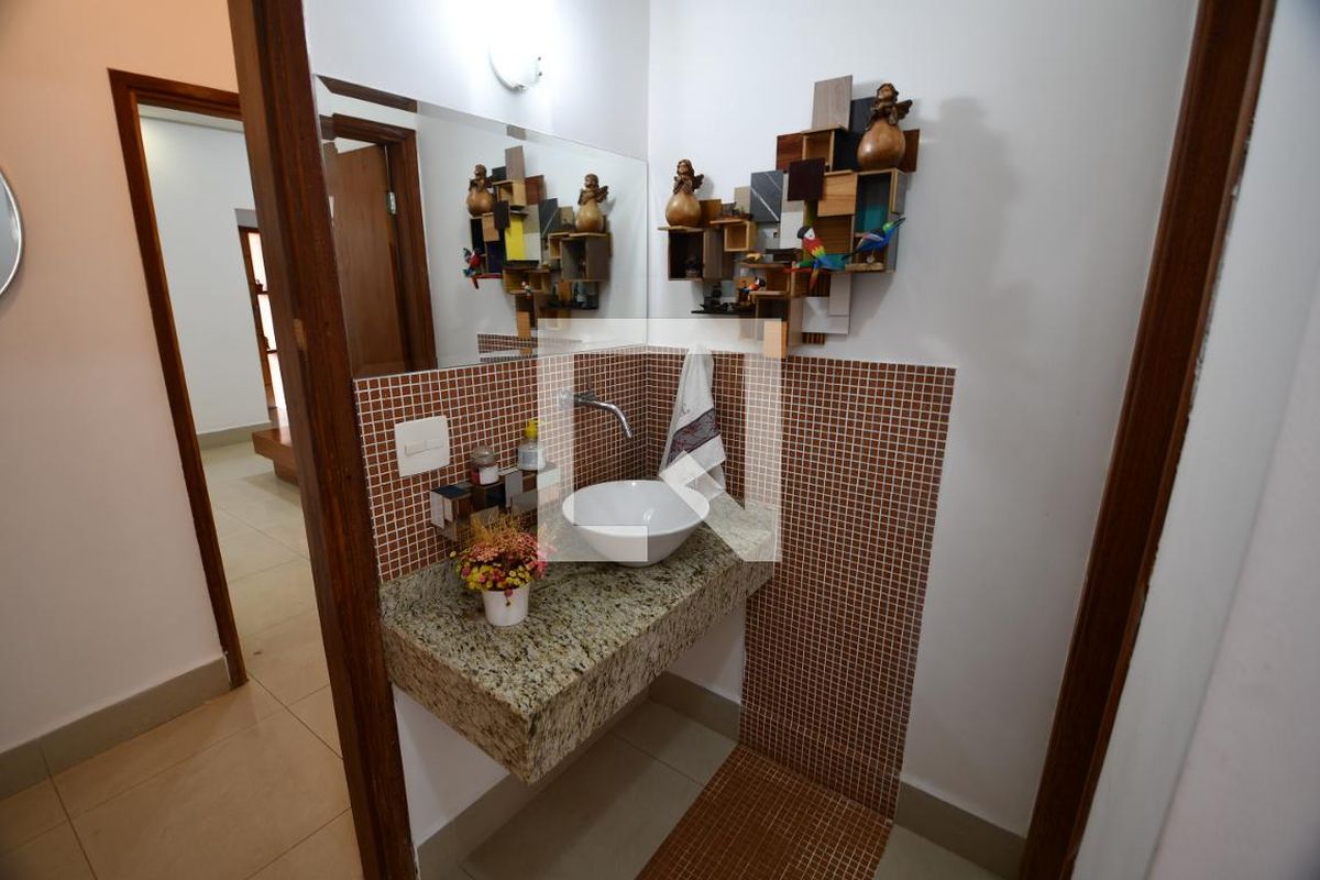 Casa à Venda - Cambuí, 3 Quartos,  190 m2 em , Campinas - sp | SoloBR