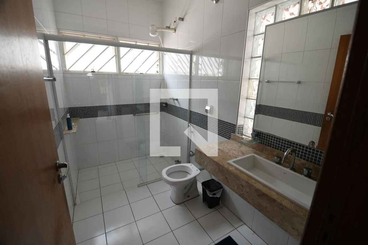 Casa à Venda - Cambuí, 3 Quartos,  190 m2 em , Campinas - sp | SoloBR
