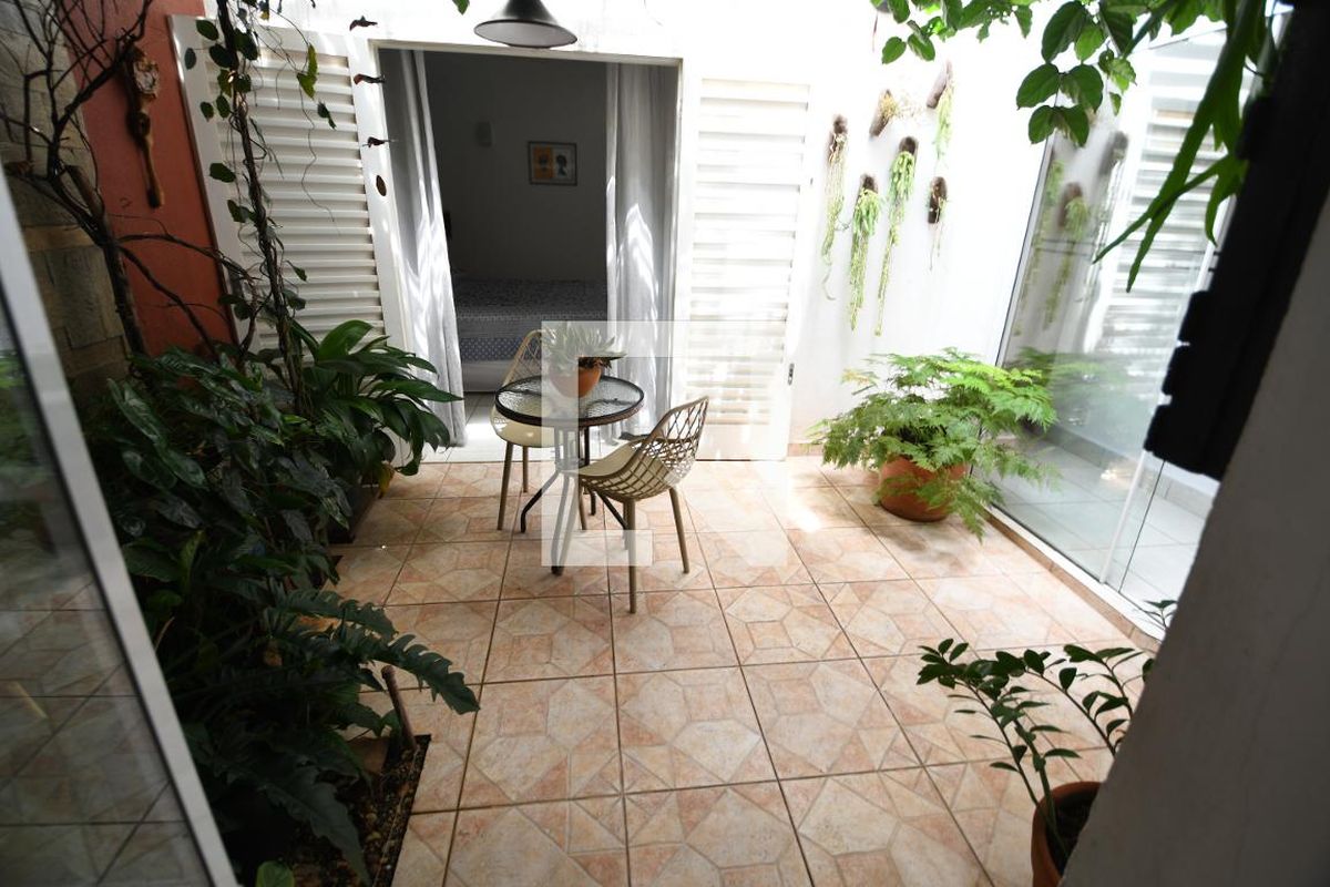 Casa à Venda - Cambuí, 3 Quartos,  190 m2 em , Campinas - sp | SoloBR
