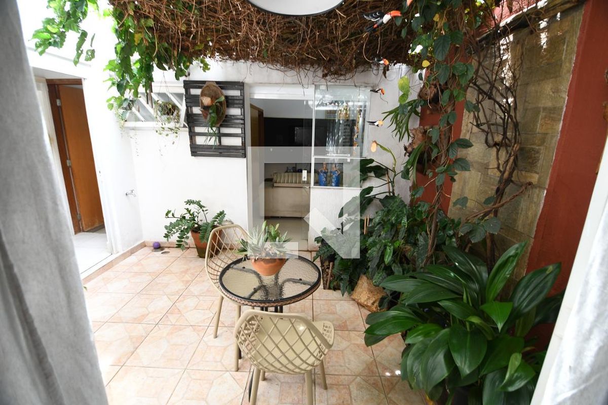 Casa à Venda - Cambuí, 3 Quartos,  190 m2 em , Campinas - sp | SoloBR