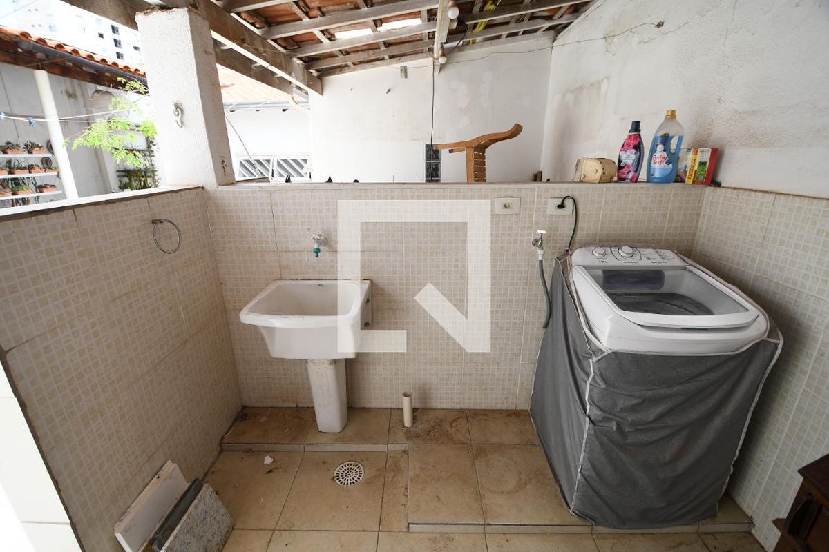 Casa à Venda - Cambuí, 3 Quartos,  190 m2 em , Campinas - sp | SoloBR