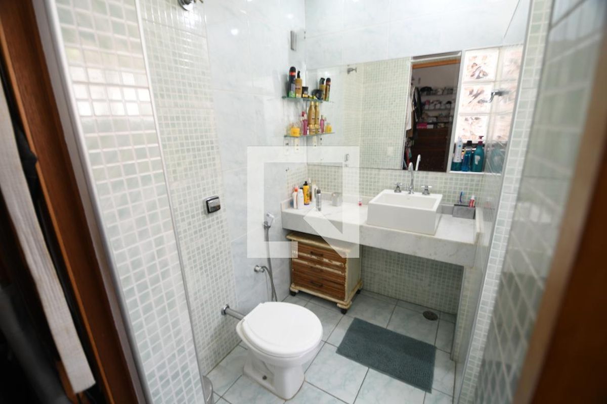 Casa à Venda - Cambuí, 3 Quartos,  190 m2 em , Campinas - sp | SoloBR