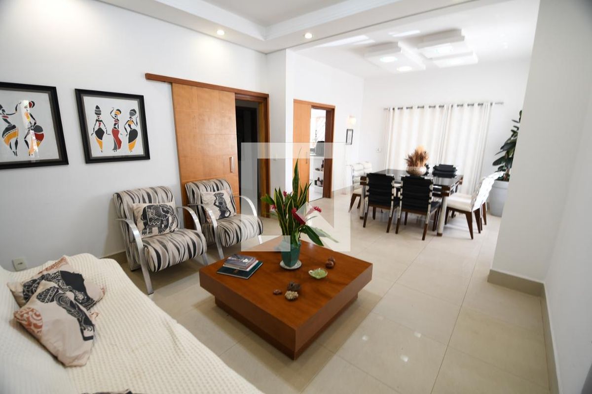 Casa à Venda - Cambuí, 3 Quartos,  190 m2 em , Campinas - sp | SoloBR
