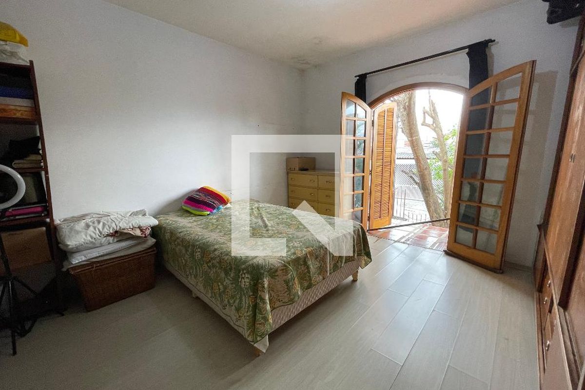 Casa, 4 quartos, 180 m² - Foto 42