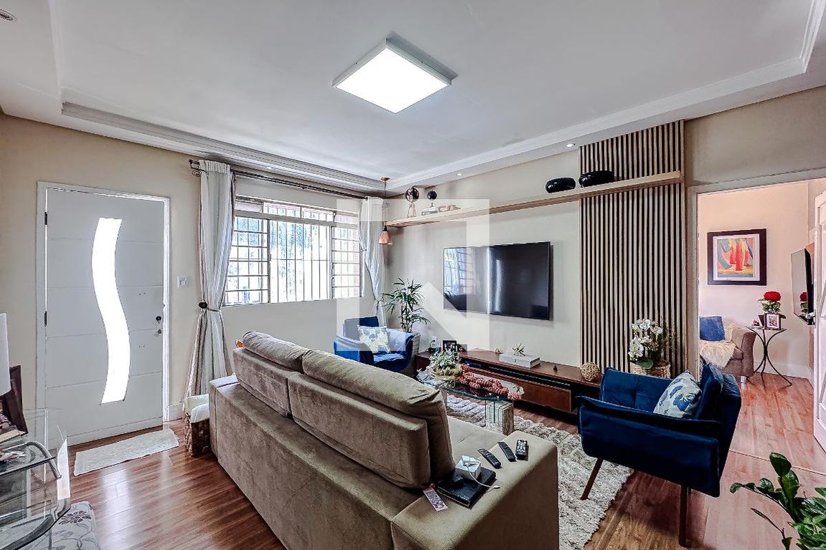 Casa, 2 quartos, 246 m² - Foto 2