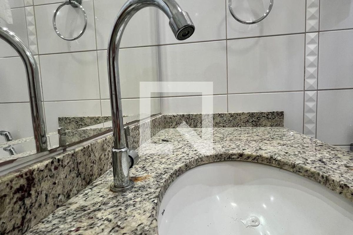 Apartamento à Venda - Cambuí, 2 Quartos,  75 m2 em , Campinas - sp | SoloBR