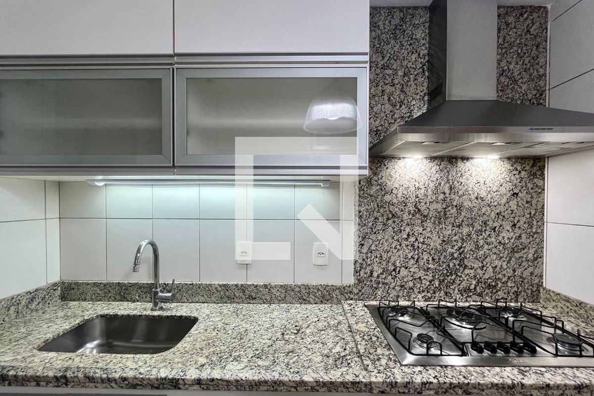 Apartamento à Venda - Cambuí, 2 Quartos,  75 m2 em , Campinas - sp | SoloBR