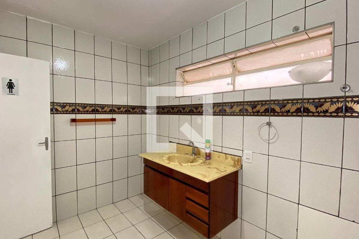 Casa, 3 quartos, 200 m² - Foto 18