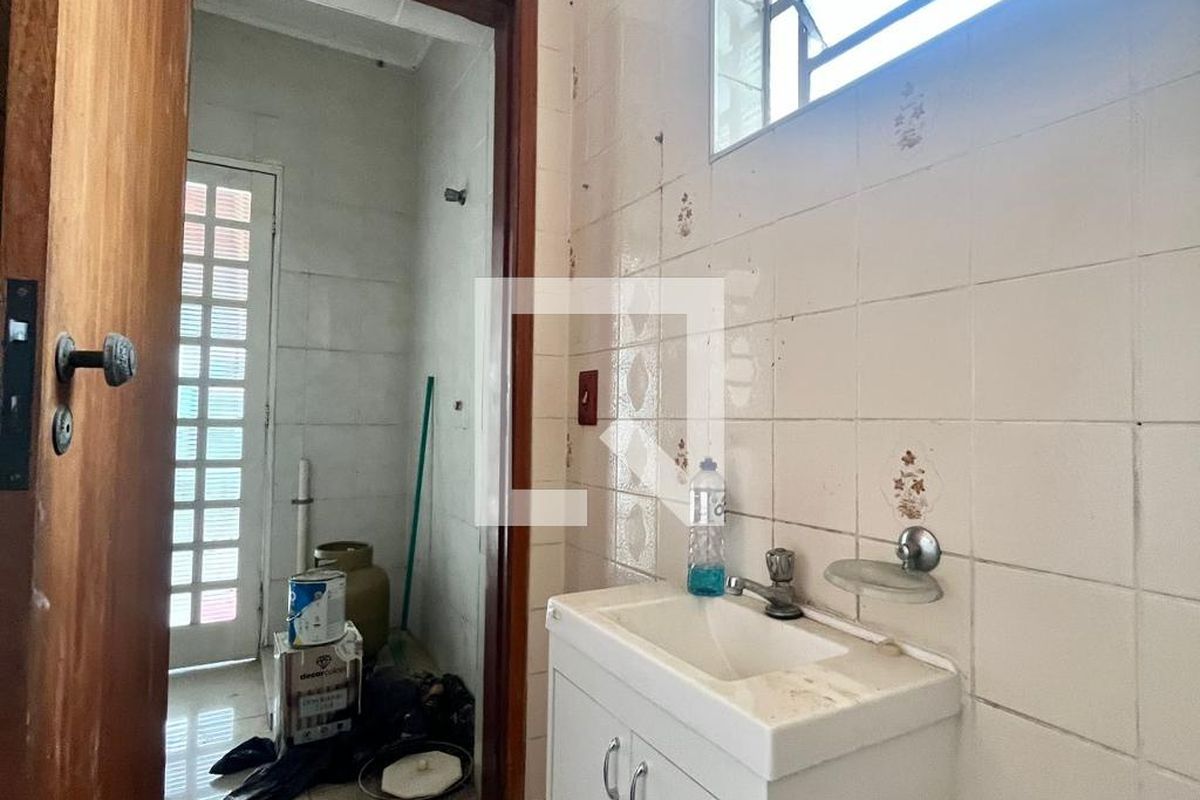 Casa à Venda - Barão Geraldo - Centro, 3 Quartos,  180 m2 em , Campinas - sp | SoloBR