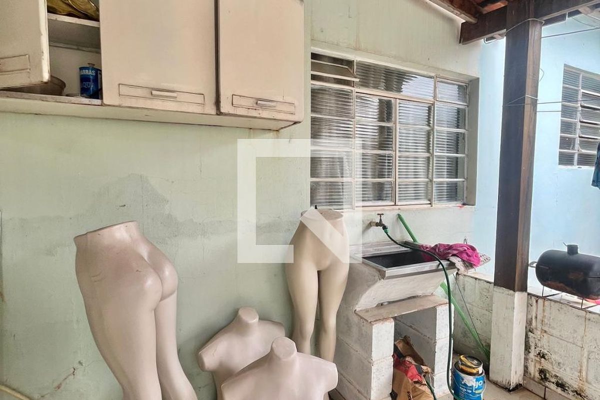 Casa à Venda - Barão Geraldo - Centro, 3 Quartos,  180 m2 em , Campinas - sp | SoloBR