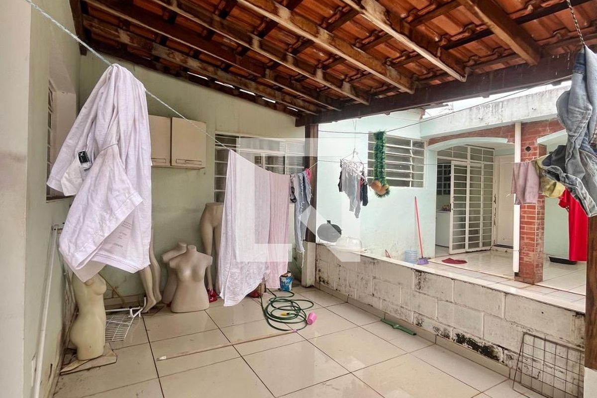 Casa à Venda - Barão Geraldo - Centro, 3 Quartos,  180 m2 em , Campinas - sp | SoloBR
