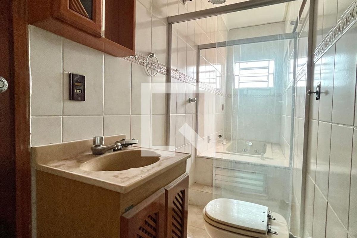 Casa à Venda - Barão Geraldo - Centro, 3 Quartos,  180 m2 em , Campinas - sp | SoloBR