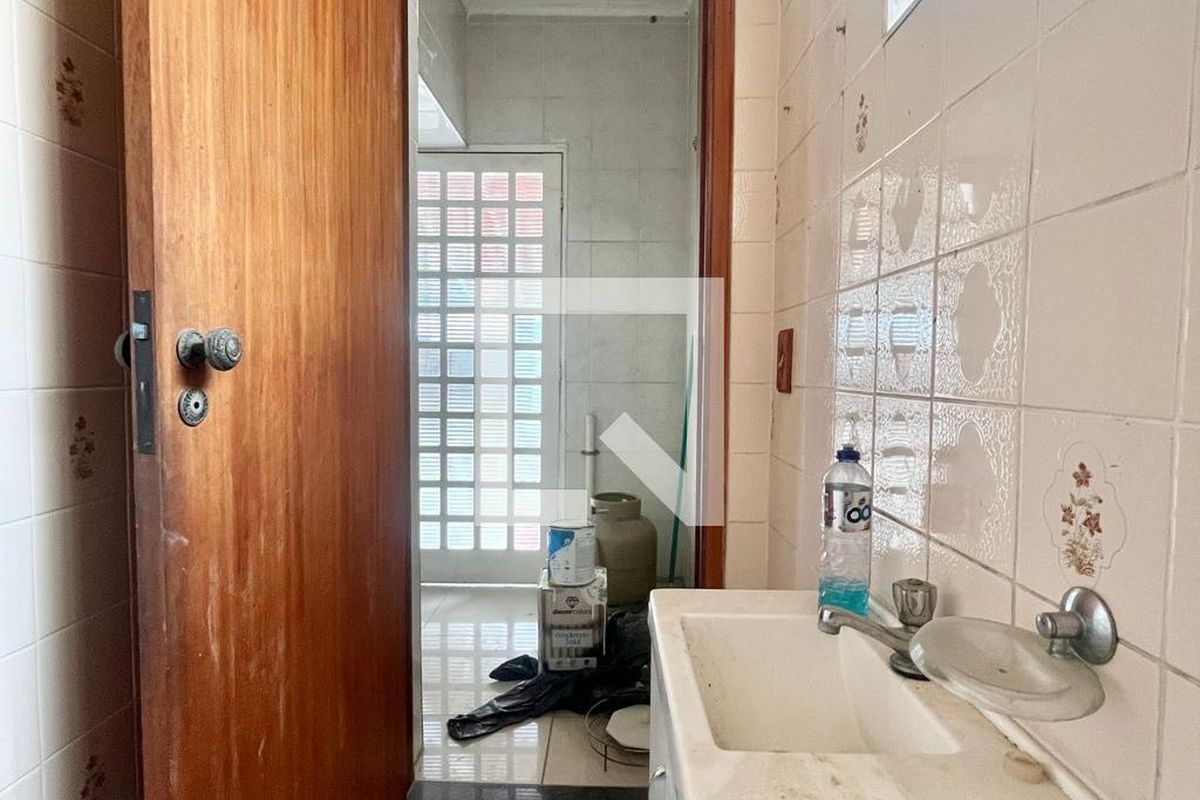 Casa à Venda - Barão Geraldo - Centro, 3 Quartos,  180 m2 em , Campinas - sp | SoloBR