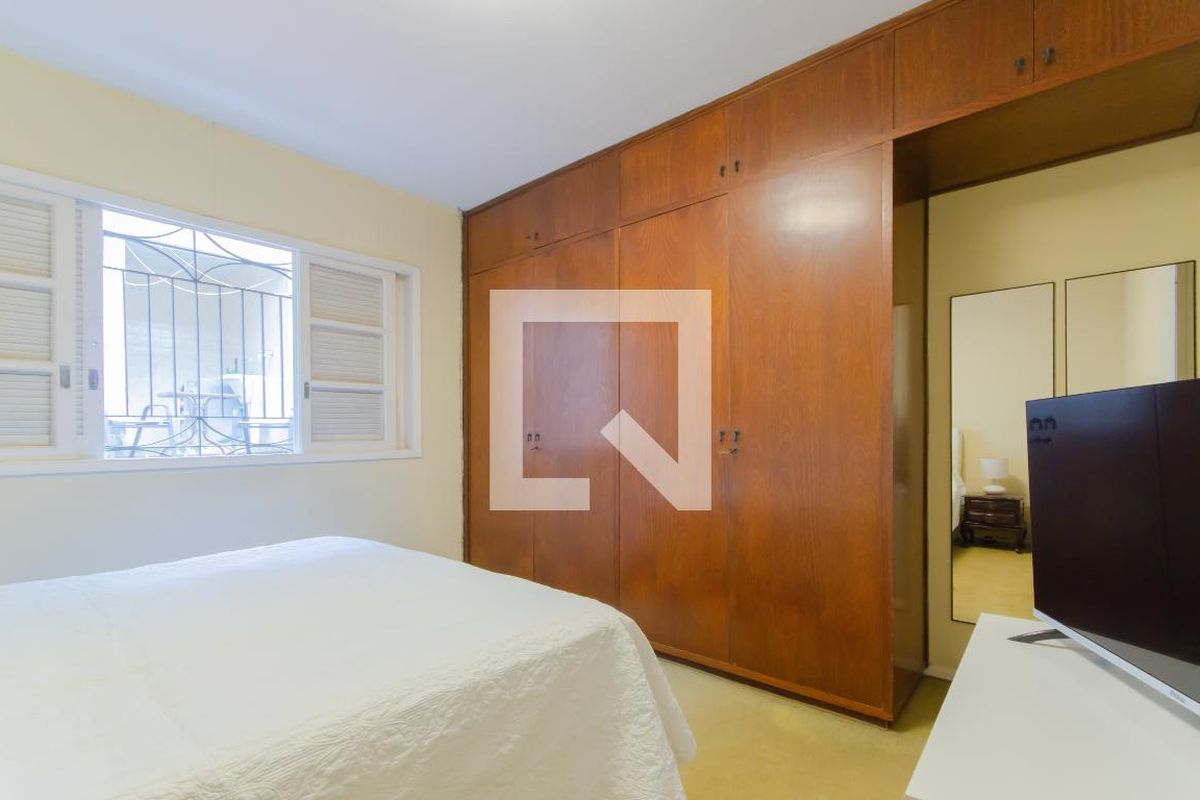 Casa, 3 quartos, 248 m² - Foto 32