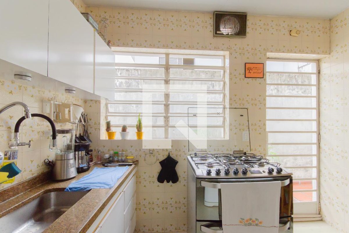 Casa, 3 quartos, 248 m² - Foto 58
