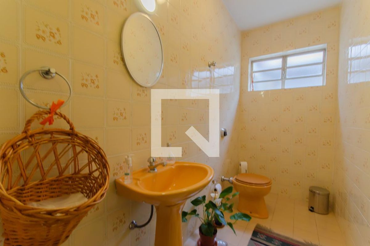 Casa, 3 quartos, 248 m² - Foto 46
