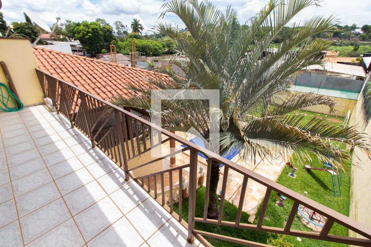 Casa à Venda - Fazenda Santa Cândida, 4 Quartos,  450 m2 em , Campinas - sp | SoloBR