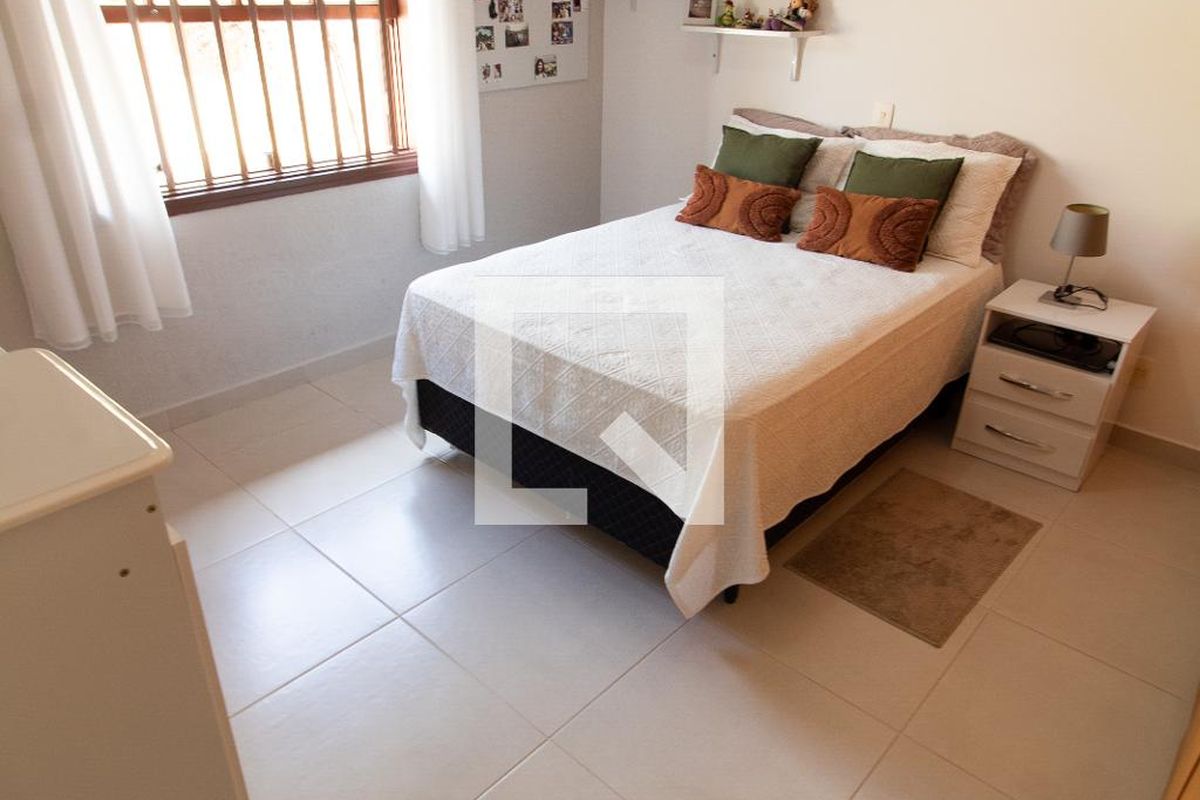 Casa à Venda - Fazenda Santa Cândida, 4 Quartos,  450 m2 em , Campinas - sp | SoloBR