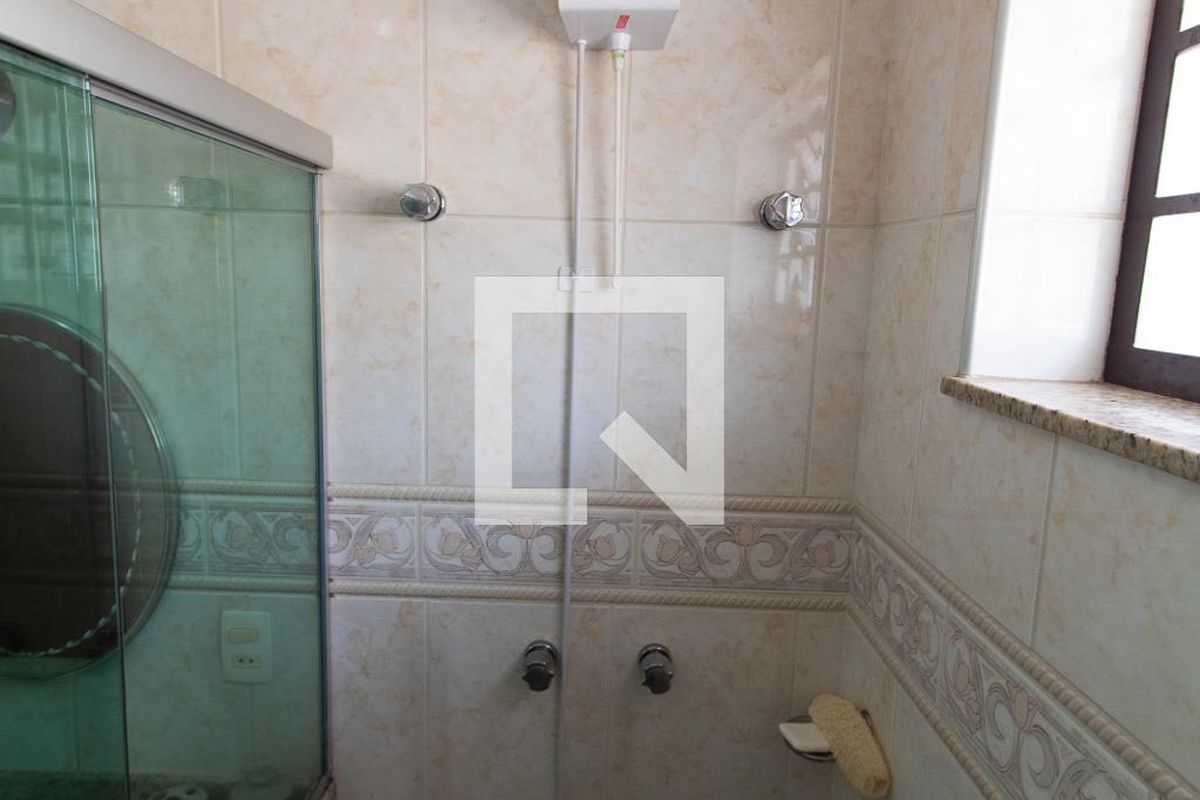 Casa à Venda - Fazenda Santa Cândida, 4 Quartos,  450 m2 em , Campinas - sp | SoloBR