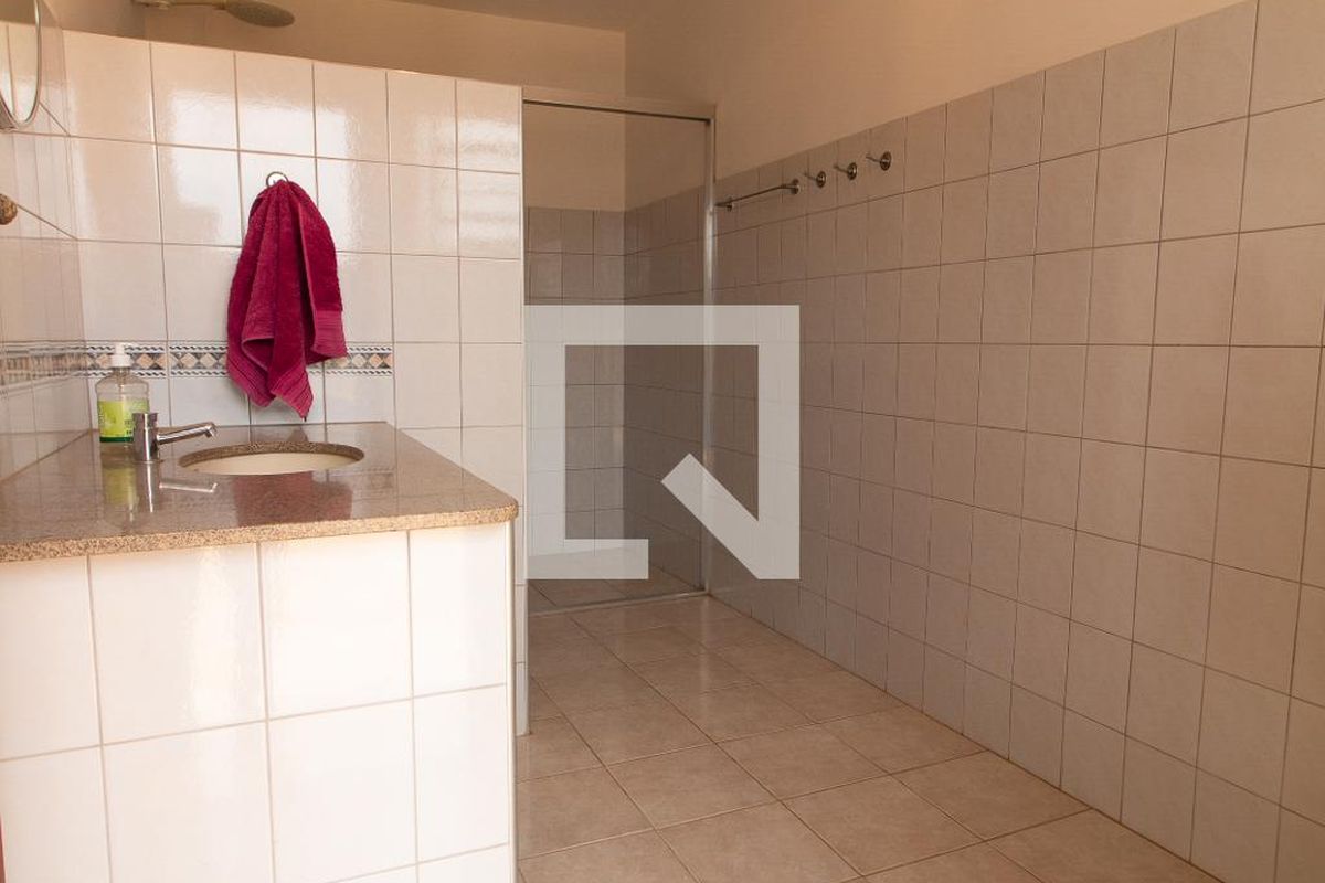 Casa à Venda - Fazenda Santa Cândida, 4 Quartos,  450 m2 em , Campinas - sp | SoloBR