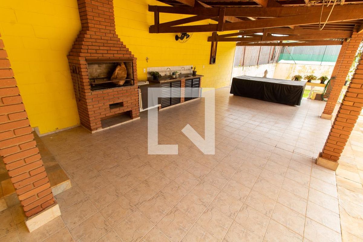 Casa à Venda - Fazenda Santa Cândida, 4 Quartos,  450 m2 em , Campinas - sp | SoloBR
