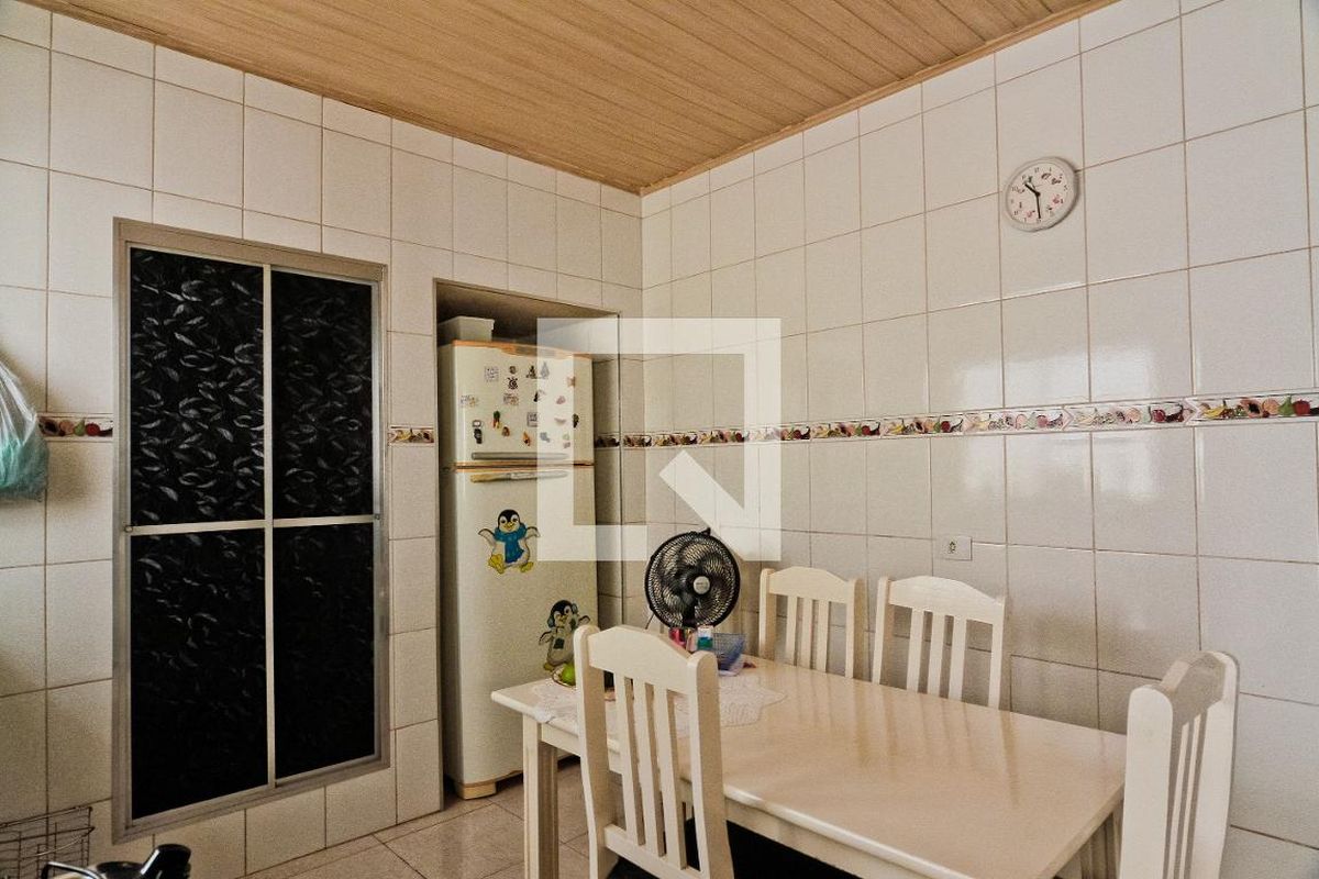 Casa, 3 quartos, 247 m² - Foto 38