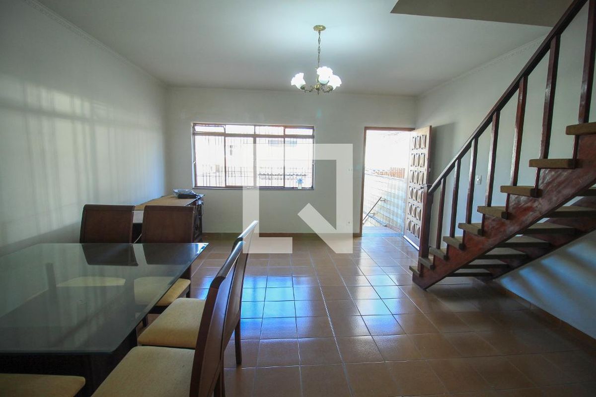 Casa, 3 quartos, 300 m² - Foto 10