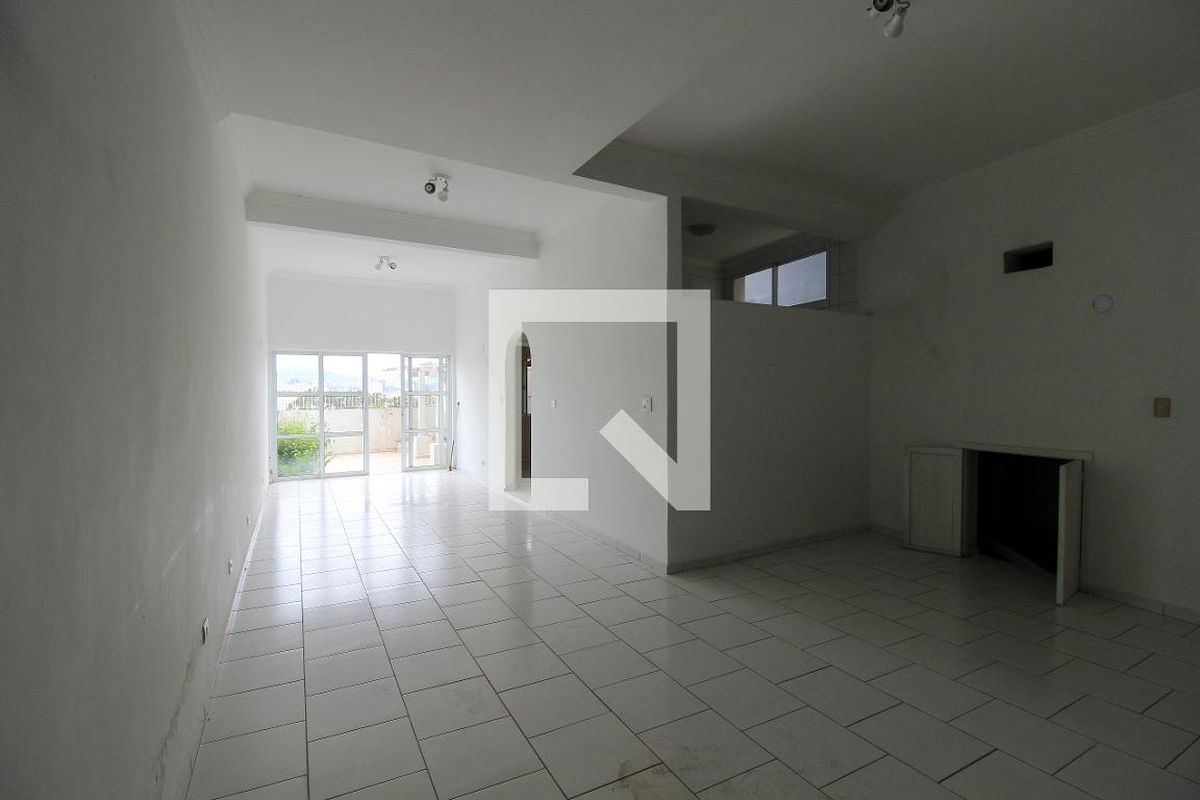 Casa, 3 quartos, 226 m² - Foto 68
