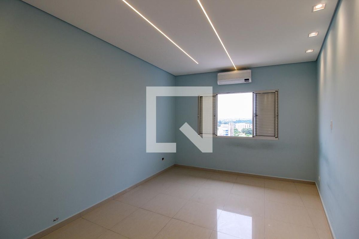 Casa, 3 quartos, 226 m² - Foto 32