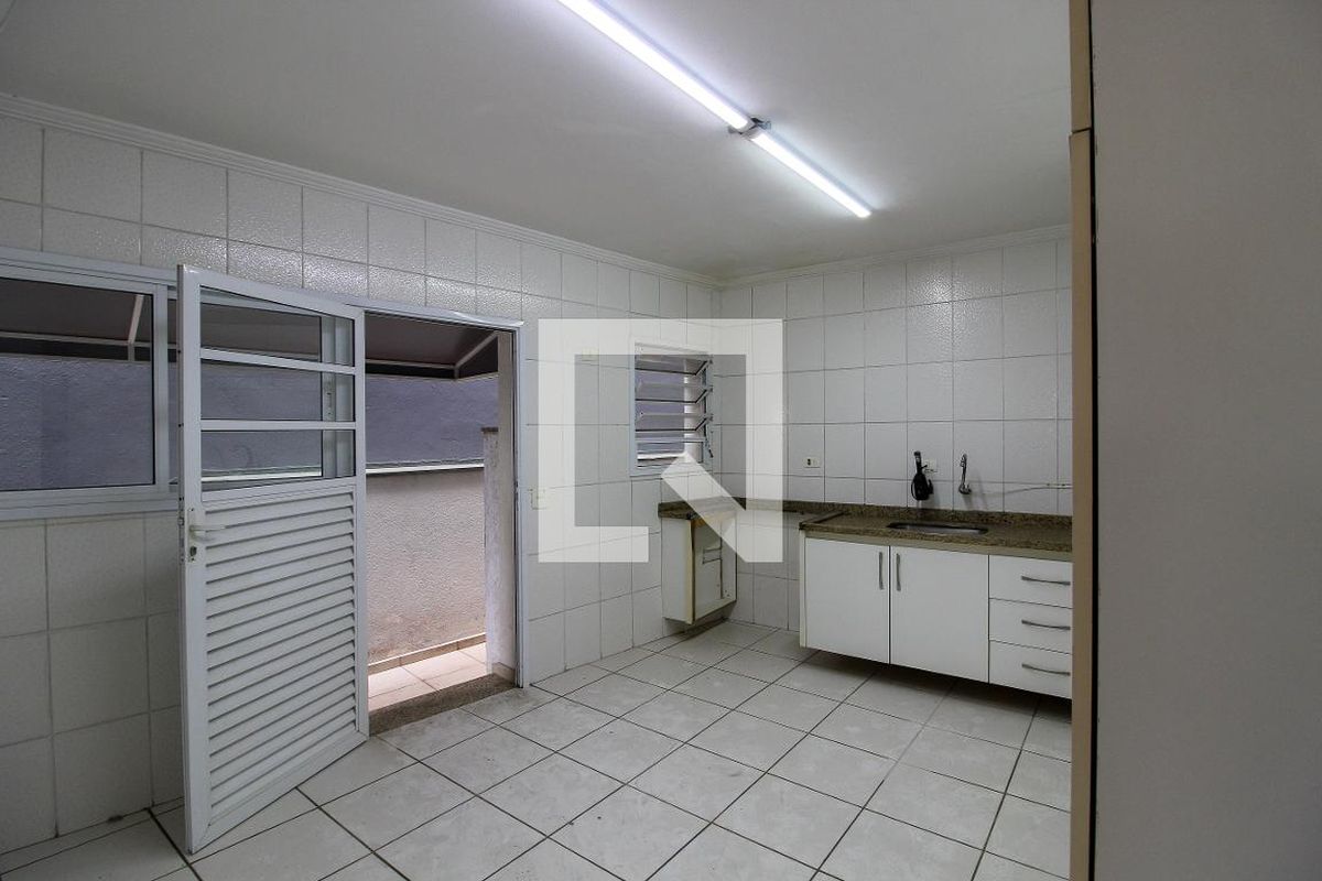 Casa, 3 quartos, 226 m² - Foto 56