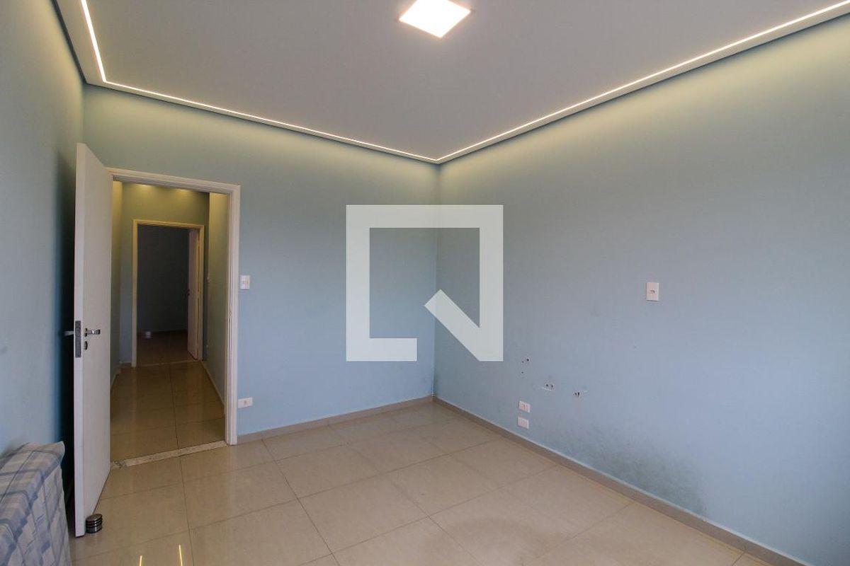 Casa, 3 quartos, 226 m² - Foto 50